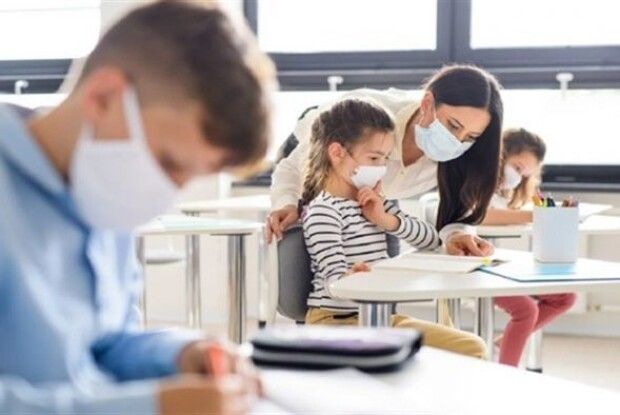 У Нововолинську школярі повертаються за парти