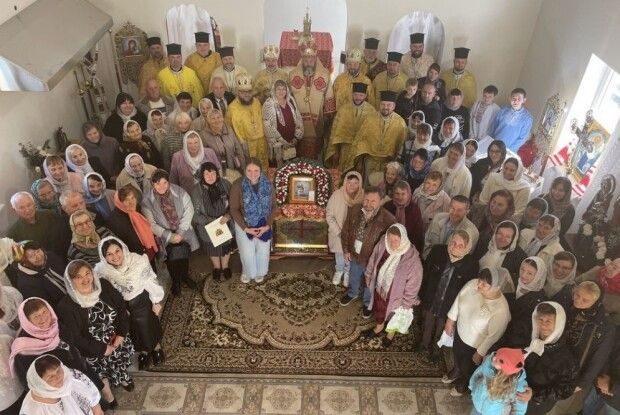 На Волині поки зводили церкву, богослужіння проводили в приміщенні клубу