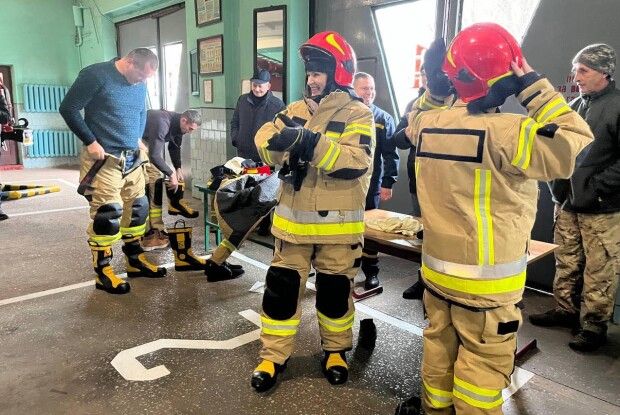 У Горохові рятувальники навчали добровольців (Фото)  