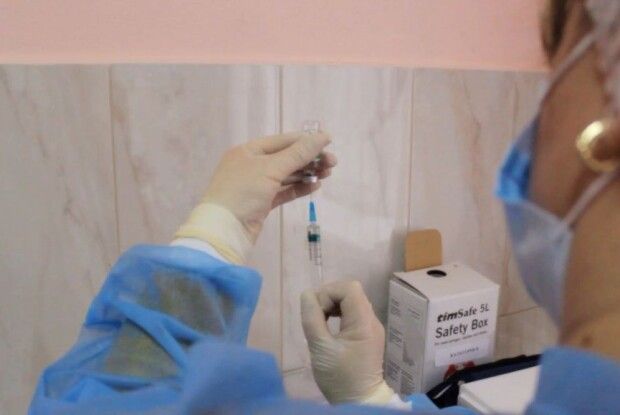 Де у Нововолинську сьогодні можна зробити щеплення (Відео)