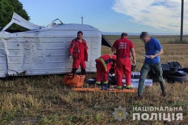 Повідомили деталі і причину ранкової аварії на Волині (Фото)