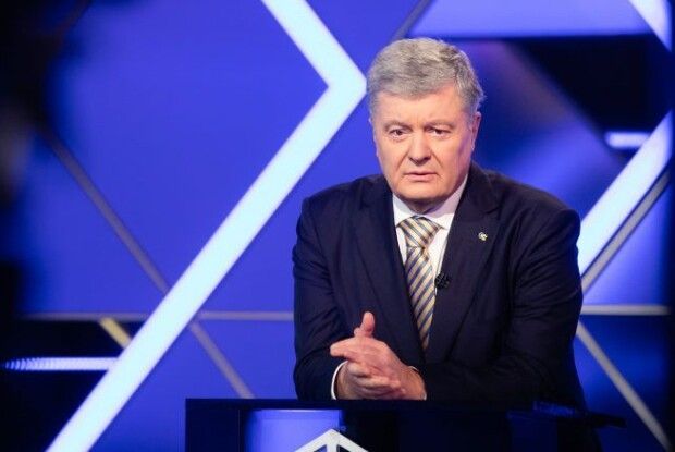 «Зеленський зробив подарунок Путіну на день ФСБ, шукаючи «мир в його очах», – Петро Порошенко