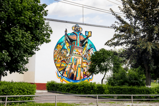 Мурал на стіні Луцького навчально-реабілітаційного центру відновлять