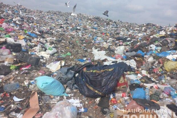 Убив знайомого і викинув тіло у сміттєвий бак: у Рівному судитимуть обвинуваченого в особливо тяжкому злочині