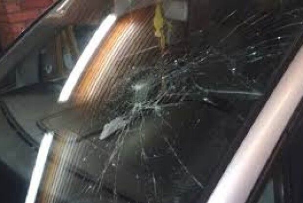 Як покарали лучанина, який побив скло в чотирьох автомобілях