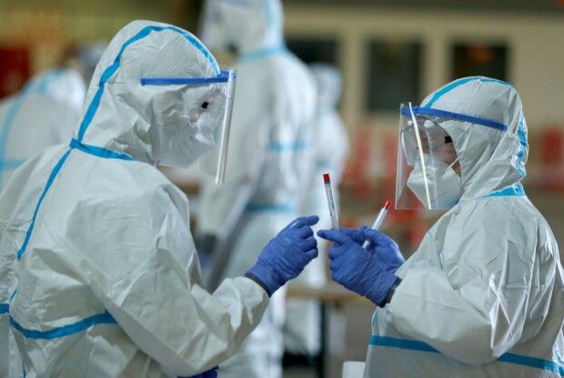 У 17 співробітників апарату президента Киргизстану виявили коронавірус 