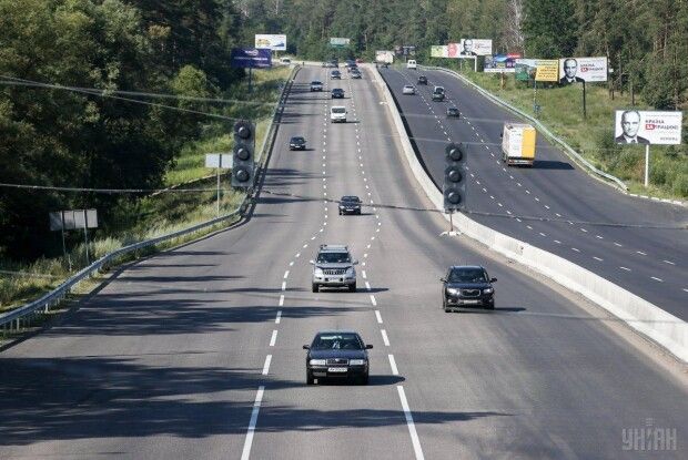 Водіям нагадали про важливе правило, що діє з 1 жовтня 
