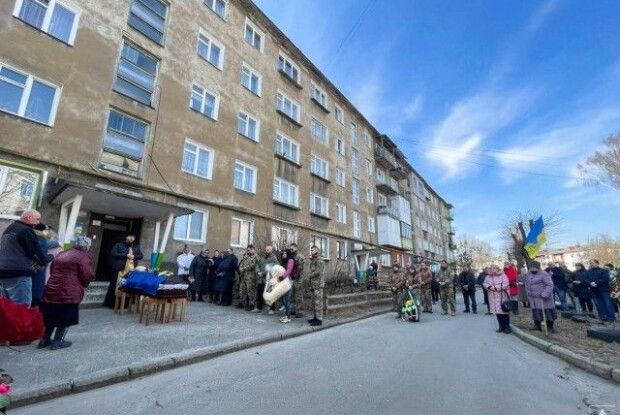 На Волині попрощалися із ще одним загиблим на війні Героєм 