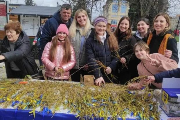 Луцькі волонтери з громадою назбирали «добрячі» гроші для 100 бригади