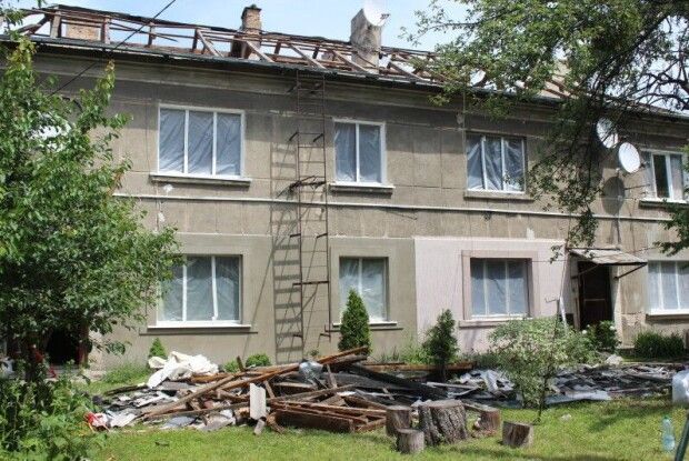 У Луцьку усувають наслідки найбільшої ворожої атаки (Фото)