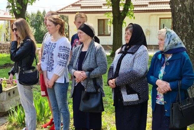 У Підгайцях посадили кущі калини в пам'ять про Героїв-односельців (Фото) 
