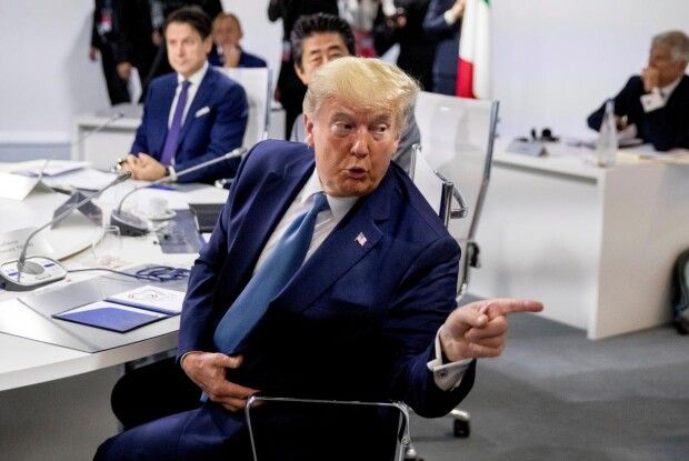 «Язиката Мадлен»: Дональд Трамп звільнив особисту помічницю-пліткарку