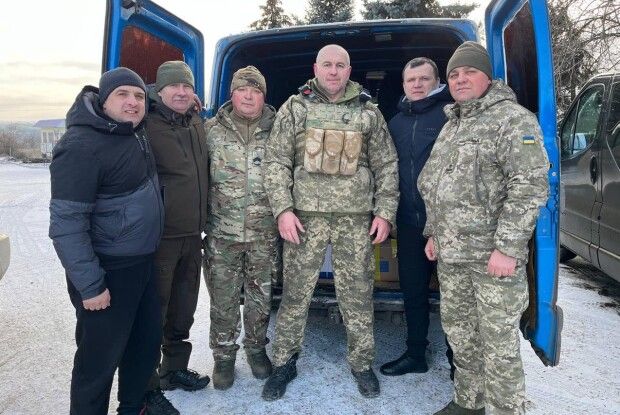 На передову бійцям з Нововолинської громади привезли чергову допомогу від земляків (Фото)