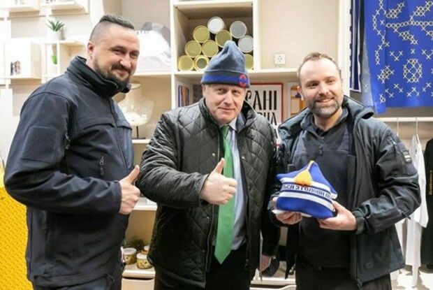 «Перший хлопець Лондона»: українська шапка Бориса Джонсона стала хітом