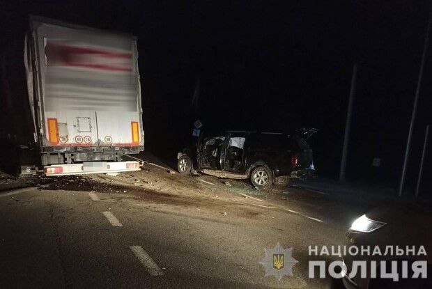 На Волині вночі зіткнулися фура і легковик: постраждало п’ятеро людей (Фото) 