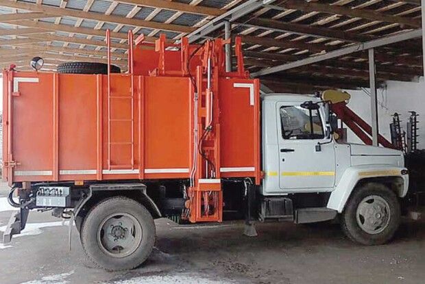 Громада захотіла —  і купила сміттєвоз!