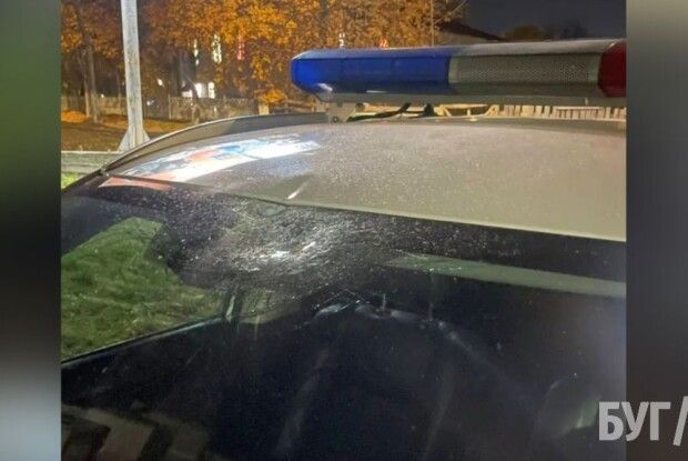 Волинянин з психічними розладами розбив поліцейську автівку. Які ж мотиви?