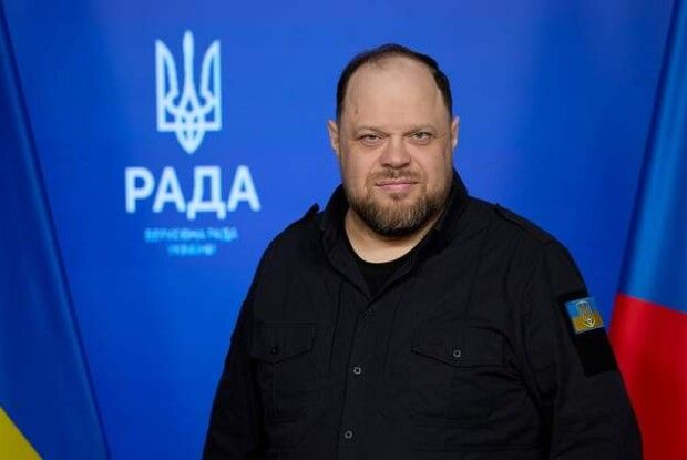 З парламенту Чехії зняли український прапор, а у відповідь над Верховною Радою вивісили чеський!
