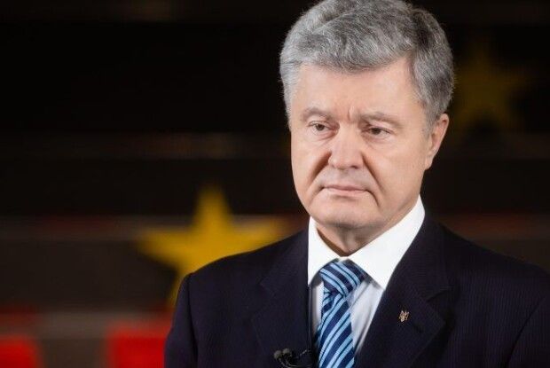 Порошенко розповів, як у 2014 році ніхто не хотів продавати Україні озброєння 