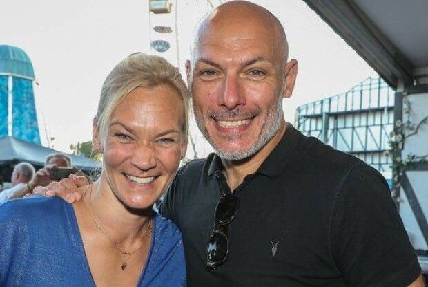 Культовий англійський рефері одружився з першою жінкою-арбітром у Бундеслізі