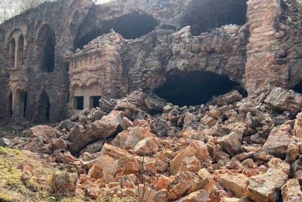 Чому Тараканівський форт не ремонтуватимуть після обвалу