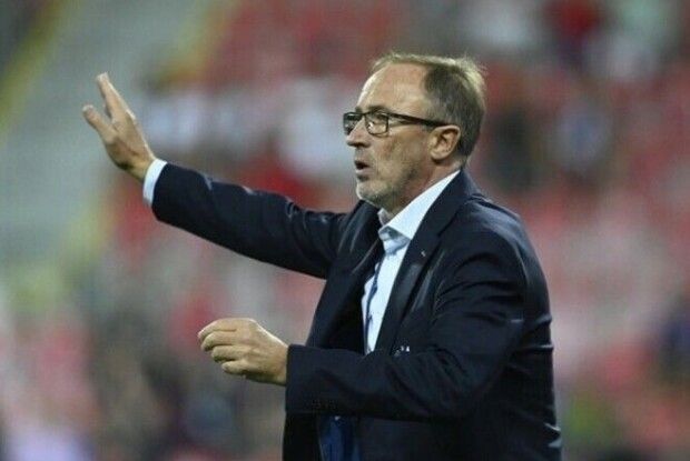  Петраков пояснив, чому так дивно спілкувався зі ЗМІ перед матчем відбору