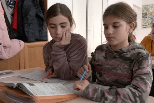 Волинські школярі нарікають на брак підручників (Відео)