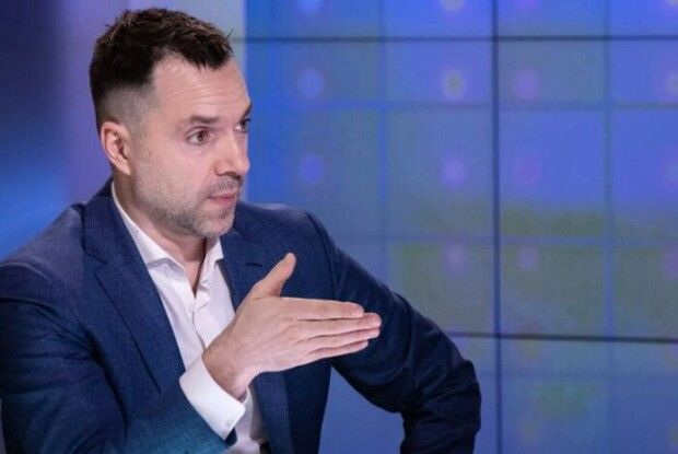 Звільнити Арестовича: депутати збирають підписи 