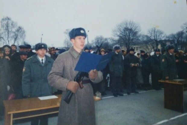 Особисті речі загиблого в Іловайському котлі Олександра Ярмолюка передали у Ковельський музей 