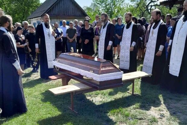 Волинь – у жалобі: в останню дорогу провели батька двох дітей (Фото)