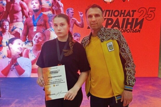 Волинська борчиня здобула срібло чемпіонату України з пляжної боротьби