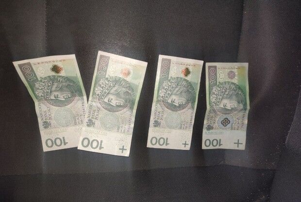 На Рівненщині п'яний водій намагався відкупитися від поліцейських польськими злотими