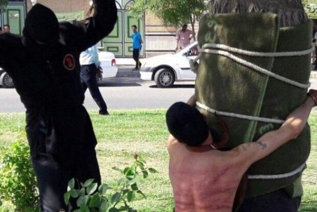 В Ірані відшмагали чоловіка, який випив алкоголь 10 років тому