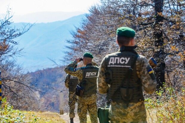 На Волині затримано двох нелегальних туристів, які «здали себе» мешканцям прикордоння