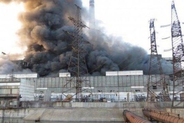 Після російського обстрілу зупинилася Бурштинська теплова електростанція