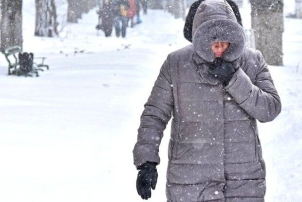 Медики намагаються врятувати жительку Рівненщини, яка обморозила ноги