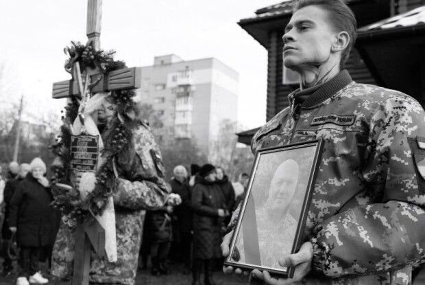 У Луцьку попрощалися із загиблим Героєм