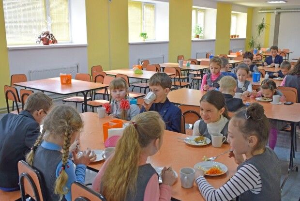 У дитячому садочку масово отруїлися діти