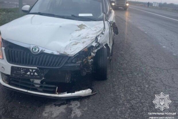 Днями на автодорозі М-06 Київ  — Чоп сталася ДТП за участю трьох автомобілів (Фото)