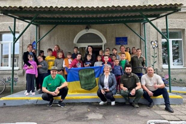 Школі-інтернату в Рожищі передали гуманітарну допомогу