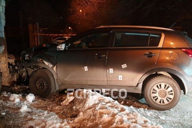 Поліція обстріляла позашляховик із п'яною водійкою, яка намагалася втекти