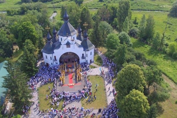 Посварили…  «козацькі могили»