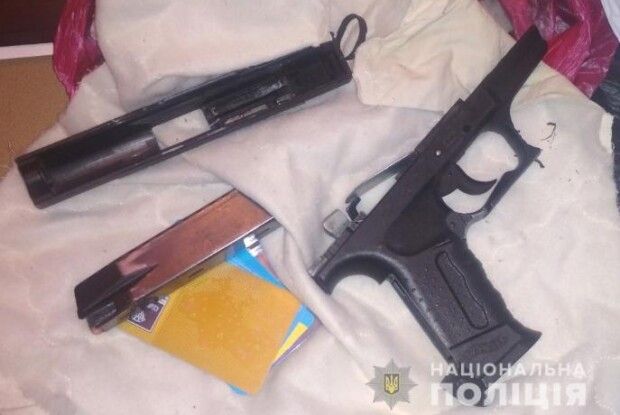У Нововолинську в підозрюваного у грабежі знайшли пістолет