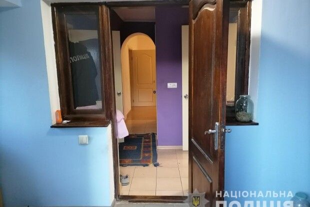 У Білій Криниці на Рівненщині мати встромила ножа у груди 15-річному синові (Фото)