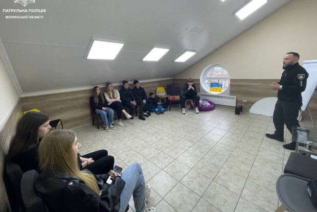 У місті на Волині поліцейські матимуть нових помічників