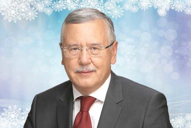 Анатолій Гриценко: «Настає пора єднання людей, для кого найголовніше – честь і любов до Батьківщини»*