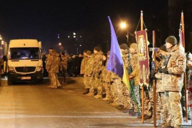 Без батька залишилися двоє дітей: на Рівненщині попрощались із 29-річним воїном
