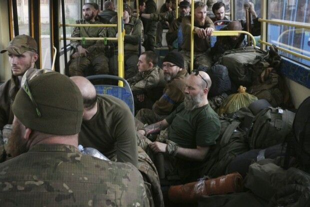 «99% без рук, без ніг»: сестра бійця «Азова» розповіла про стан звільнених з полону захисників Маріуполя