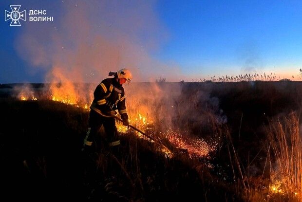 На Волині вогонь добрався до околиць трьох колишніх райцентрів