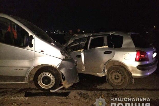 Внаслідок зіткнення трьох машин у Здолбунові на Рівненщині загинуло двоє водіїв